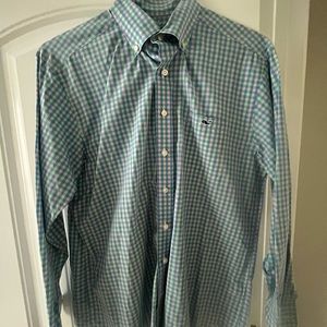 L Vineyard Vines Tucker shirt